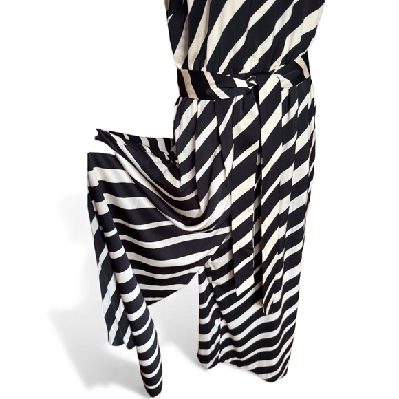 H&M Black & White Diagonal Stripe Wide-Leg Jumpsuit – Size L – NWT - Picture 11 of 11